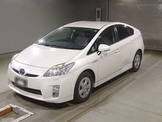 TOYOTA PRIUS 2011