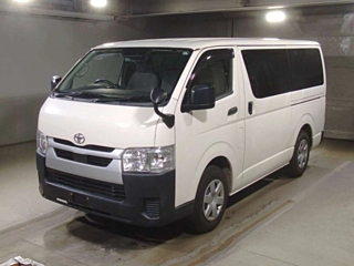 TOYOTA HIACE VAN 2020