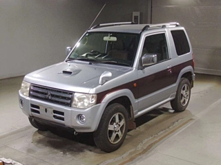 MITSUBISHI PAJERO MINI 2011