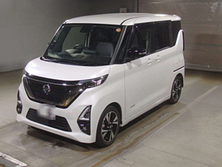 NISSAN ROOX 2021