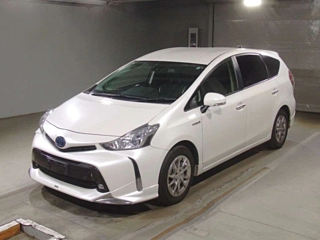 TOYOTA PRIUS ALPHA 2019