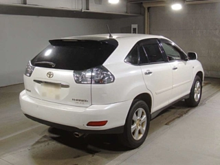 TOYOTA HARRIER 2011