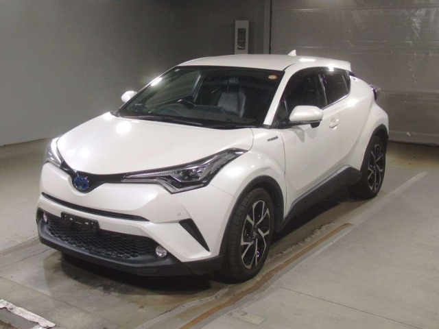TOYOTA C-HR 2017