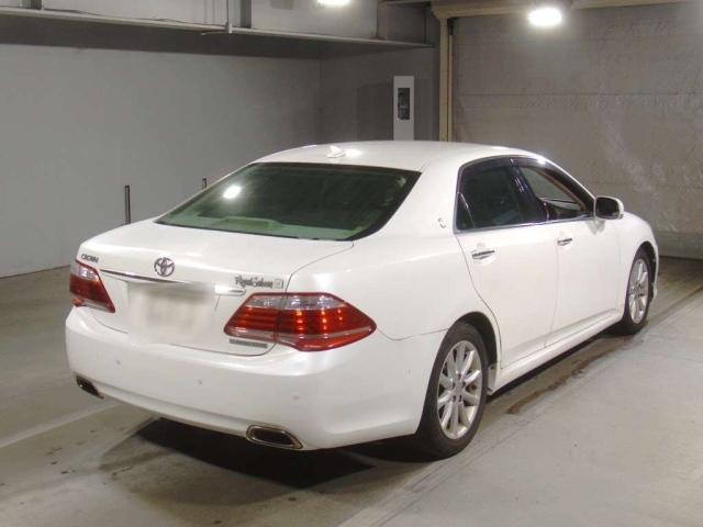 TOYOTA CROWN 2010