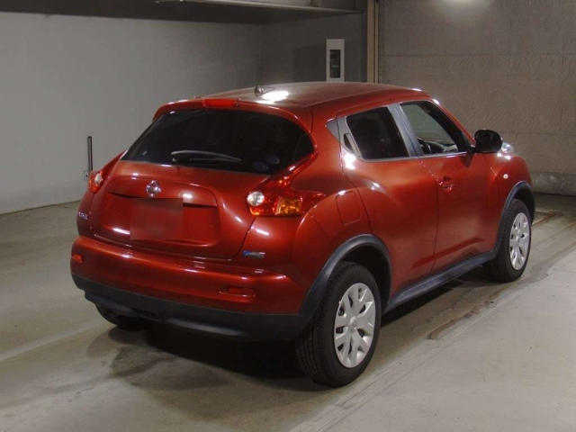 NISSAN JUKE 2011