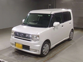 TOYOTA PIXIS SPACE 2011