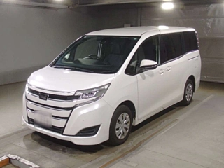 TOYOTA NOAH 2019
