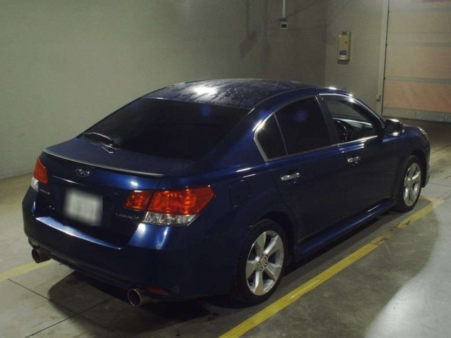 SUBARU LEGACY B4 2010