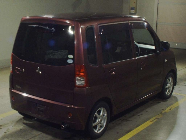 MITSUBISHI TOPPO 2009