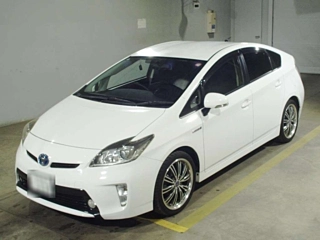 TOYOTA PRIUS 2013