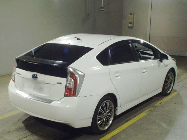 TOYOTA PRIUS 2013