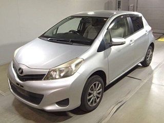 TOYOTA VITZ 2012