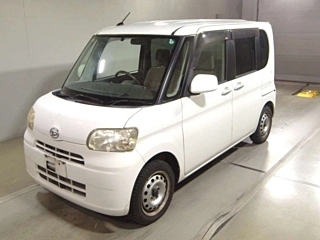 DAIHATSU TANTO 2013