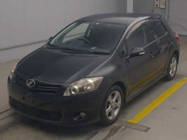TOYOTA AURIS 2009
