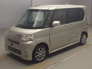 DAIHATSU TANTO 2012