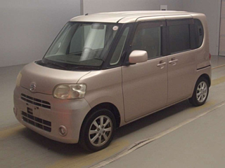 DAIHATSU TANTO 2008