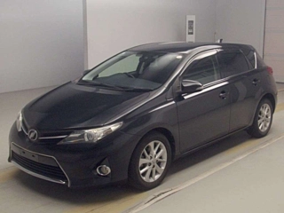 TOYOTA AURIS 2014