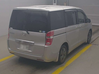 HONDA STEP WAGON 2011