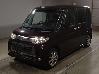 DAIHATSU TANTO 2011