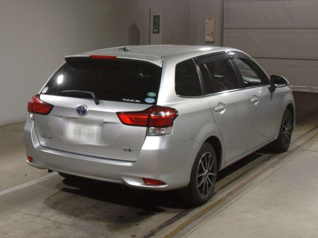 TOYOTA COROLLA FIELDER 2018