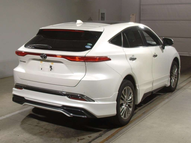 TOYOTA HARRIER 2020