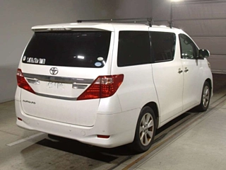 TOYOTA ALPHARD 2011