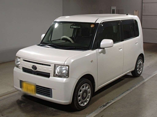 TOYOTA PIXIS SPACE 2013