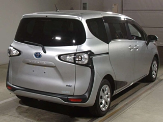 TOYOTA SIENTA 2016