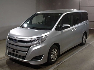 TOYOTA NOAH 2020