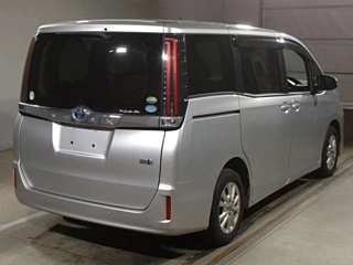TOYOTA NOAH 2020