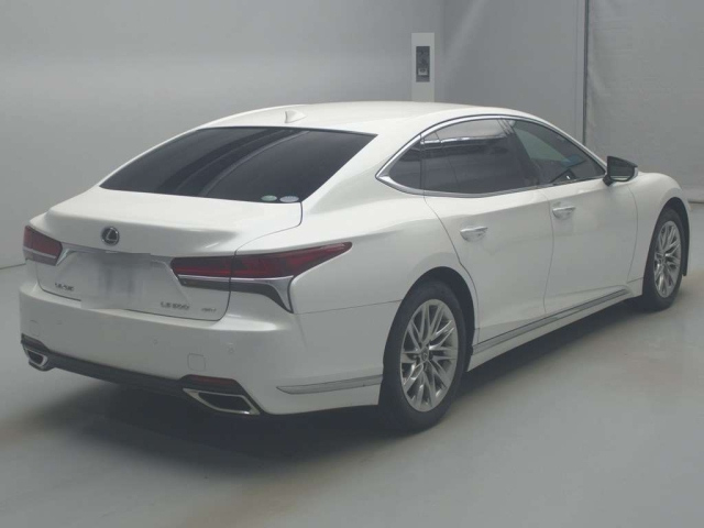 LEXUS LS 2020