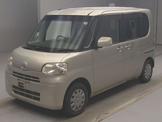 DAIHATSU TANTO 2010