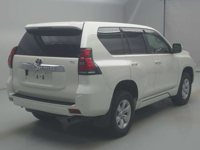 TOYOTA LAND CRUISER PRADO 2021