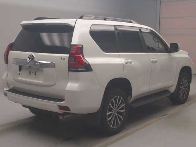 TOYOTA LAND CRUISER PRADO 2021