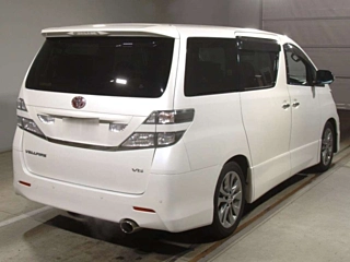 TOYOTA VELLFIRE 2011