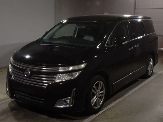 NISSAN ELGRAND 2010