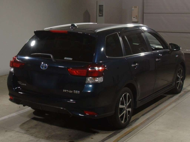 TOYOTA COROLLA FIELDER 2018