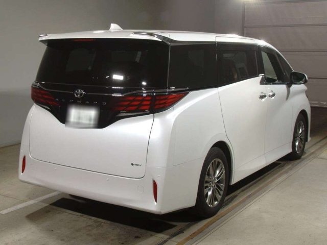 TOYOTA ALPHARD 2024