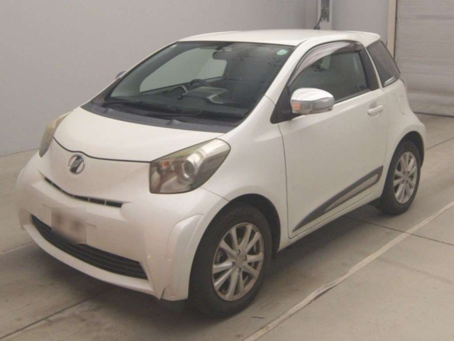 TOYOTA IQ 2011