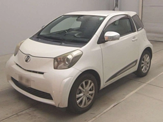 TOYOTA IQ 2011