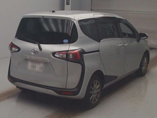 TOYOTA SIENTA 2019