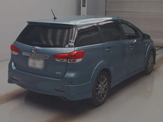 TOYOTA WISH 2009