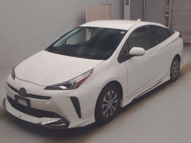 TOYOTA PRIUS 2021