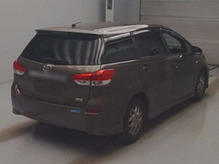 TOYOTA WISH 2011