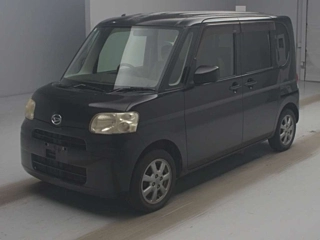 DAIHATSU TANTO 2011