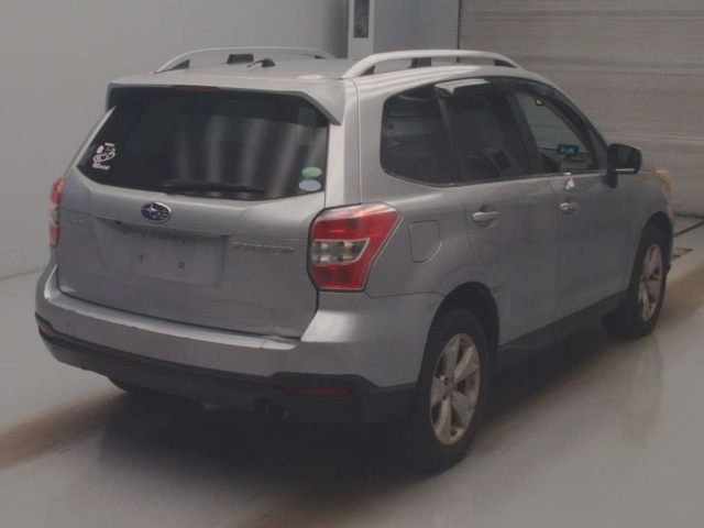 SUBARU FORESTER 2013