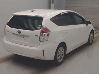 TOYOTA PRIUS ALPHA 2016