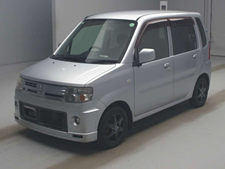 MITSUBISHI TOPPO 2008