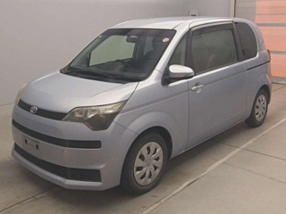 TOYOTA SPADE 2013