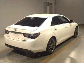 TOYOTA MARK X 2019
